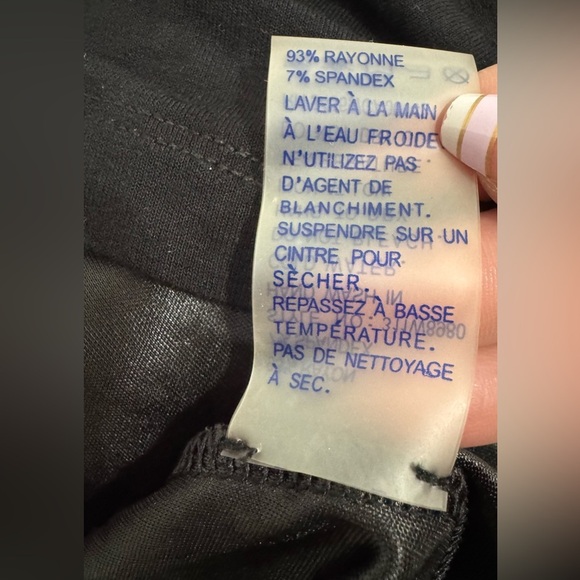 EUC Flattering Little Black Dress With Gold Shoulder Details Peter NyGard Sz 8 - Picture 10 of 10